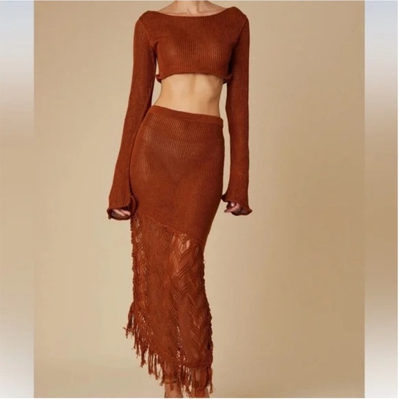 Savannah Morrow Dresses & Skirts - NWT Savannah Morrow Sakari Skirt